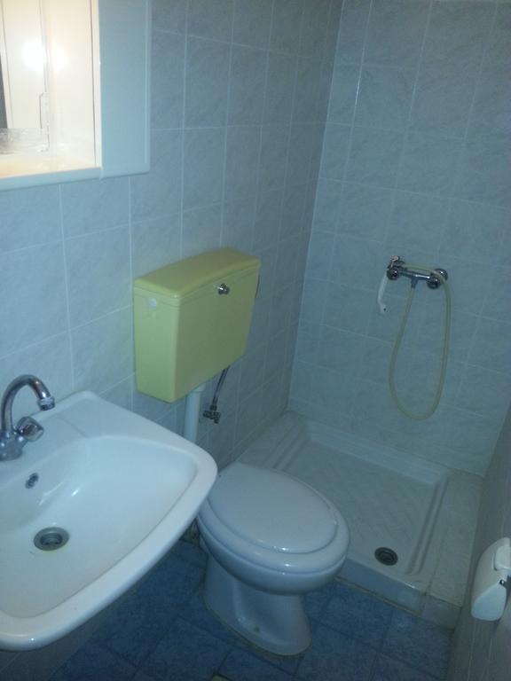 Efstathiou Mihail And Apartment Stomion (Thessaly)